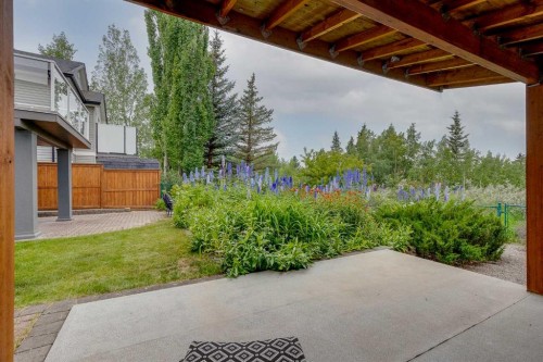 32 Valley Crest Gardens Nw, Calgary, AB 