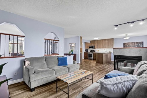 32 Valley Crest Gardens Nw, Calgary, AB 