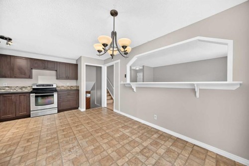 19 Falshire Drive Ne, Calgary, AB - Indoor Photo Showing Kitchen