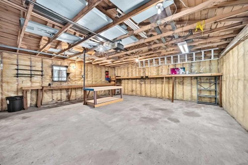 19 Falshire Drive Ne, Calgary, AB - Indoor
