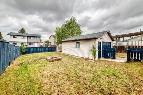 19 Falshire Drive Ne, Calgary, AB - Outdoor