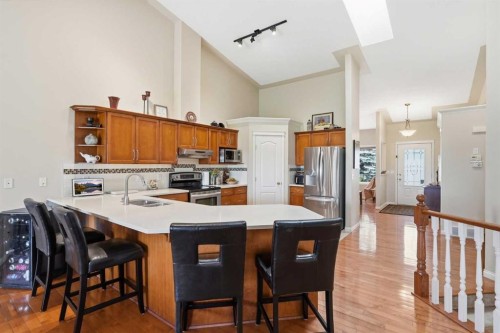120 Sierra Morena Landing Sw, Calgary, AB - Indoor