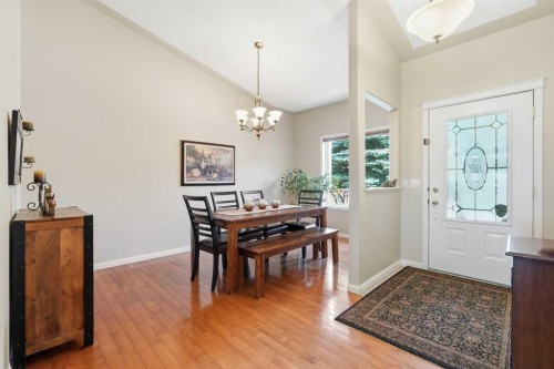 120 Sierra Morena Landing Sw, Calgary, AB - Indoor