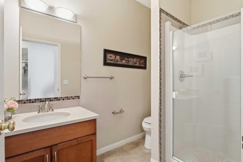 120 Sierra Morena Landing Sw, Calgary, AB - Indoor Photo Showing Bathroom