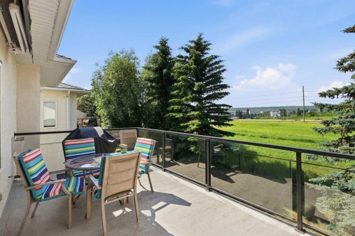 120 Sierra Morena Landing Sw, Calgary, AB - Outdoor With Exterior