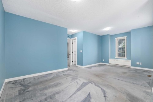 37 Cranleigh Heath Se, Calgary, AB - Indoor Photo Showing Other Room
