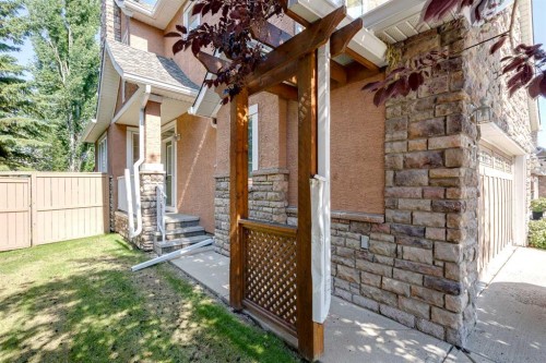 37 Cranleigh Heath Se, Calgary, AB - Outdoor