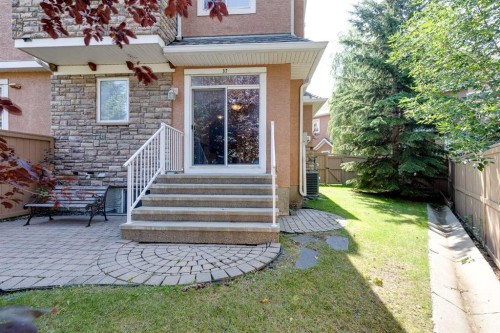 37 Cranleigh Heath Se, Calgary, AB - Outdoor