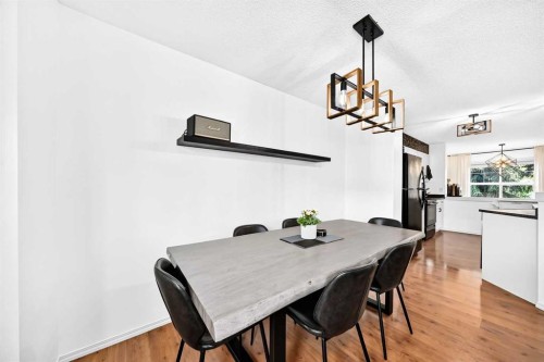 252 Mckenzie Towne Link Se, Calgary, AB - Indoor Photo Showing Dining Room