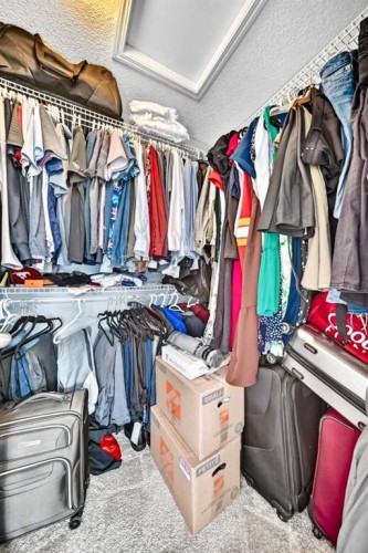252 Mckenzie Towne Link Se, Calgary, AB - Indoor With Storage