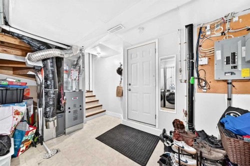 252 Mckenzie Towne Link Se, Calgary, AB - Indoor