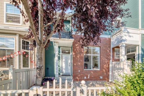 252 Mckenzie Towne Link Se, Calgary, AB - Outdoor