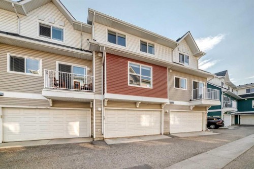 252 Mckenzie Towne Link Se, Calgary, AB - Outdoor