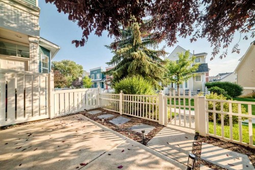 252 Mckenzie Towne Link Se, Calgary, AB - Outdoor