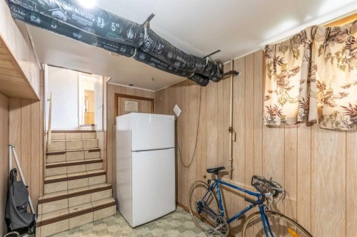 2628 Capitol Hill Crescent Nw, Calgary, AB - Indoor