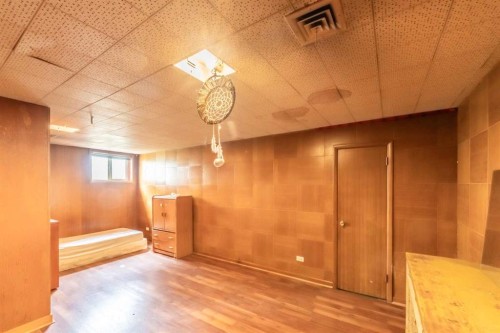 2628 Capitol Hill Crescent Nw, Calgary, AB - Indoor
