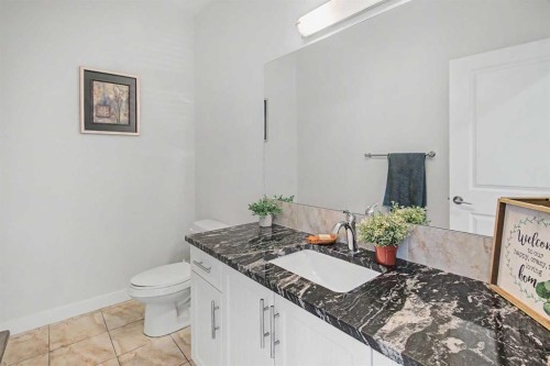 2 Baywater Cape, Airdrie, AB - Indoor Photo Showing Bathroom