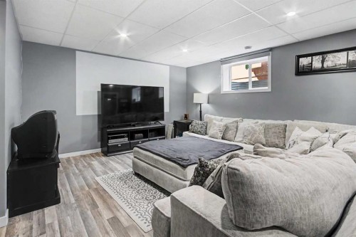 2 Baywater Cape, Airdrie, AB - Indoor