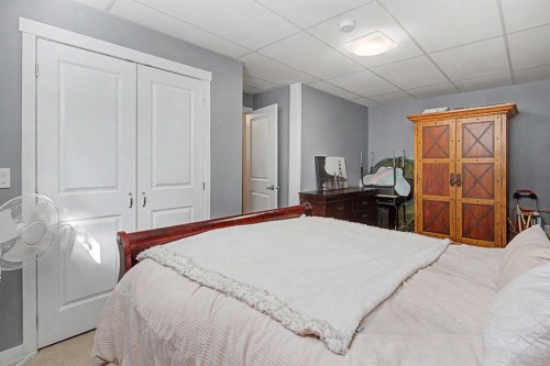 2 Baywater Cape, Airdrie, AB - Indoor Photo Showing Bedroom