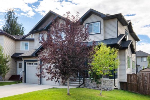 2 Baywater Cape, Airdrie, AB - Outdoor