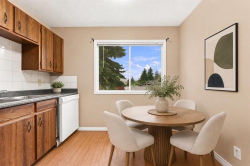 70 Edgeburn Crescent, Calgary, AB - Indoor Photo Showing Dining Room
