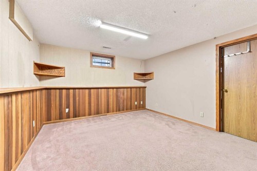 70 Edgeburn Crescent, Calgary, AB - Indoor