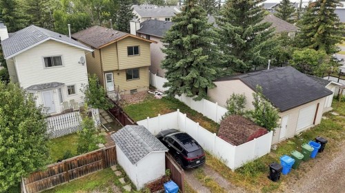 70 Edgeburn Crescent, Calgary, AB - Outdoor