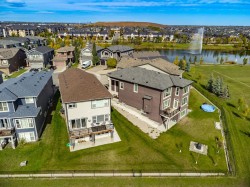 32 Legacy Cove SE Calgary, AB T2X 0Y7