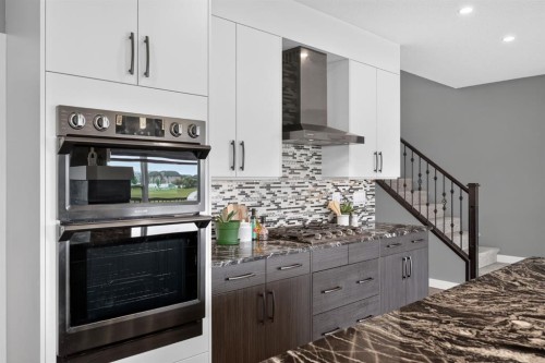32 Legacy Cove Se, Calgary, AB - Indoor Photo Showing Kitchen