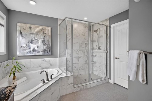 32 Legacy Cove Se, Calgary, AB - Indoor Photo Showing Bathroom