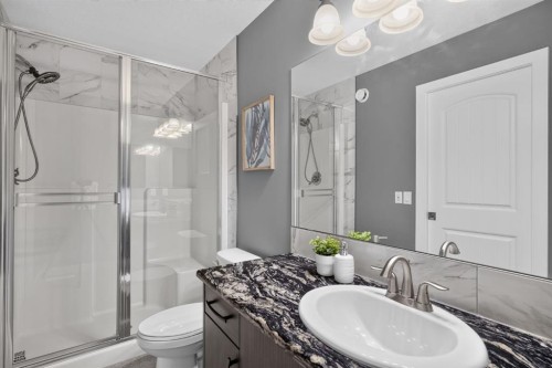 32 Legacy Cove Se, Calgary, AB - Indoor Photo Showing Bathroom