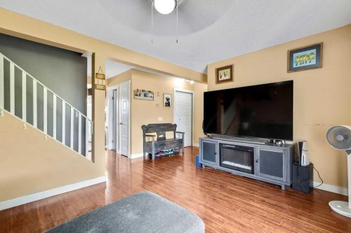 44 Falwood Crescent Ne, Calgary, AB - Indoor Photo Showing Living Room