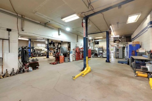 5101 20 Avenue Se, Calgary, AB 