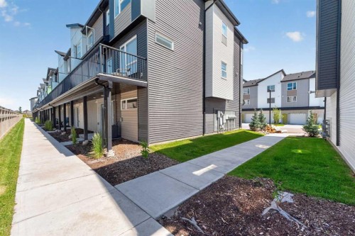433-301 Redstone Boulevard Ne, Calgary, AB - Outdoor