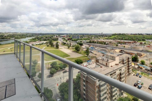 1406-624 8 Avenue Se, Calgary, AB - Outdoor With Balcony With View