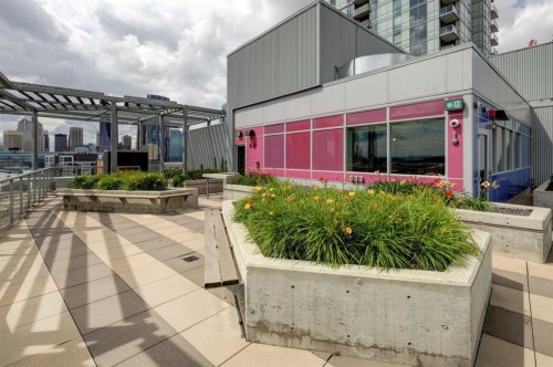 1406-624 8 Avenue Se, Calgary, AB - Outdoor