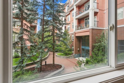 209-59 22 Avenue Sw, Calgary, AB - Outdoor With Balcony