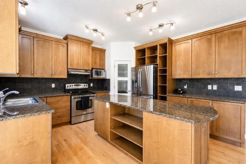 108 Tuscany Estates Close Nw, Calgary, AB - Indoor Photo Showing Kitchen With Double Sink