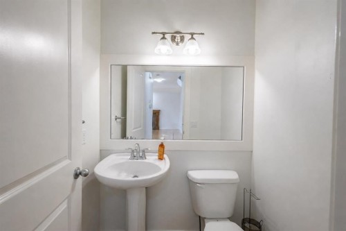 108 Tuscany Estates Close Nw, Calgary, AB - Indoor Photo Showing Bathroom
