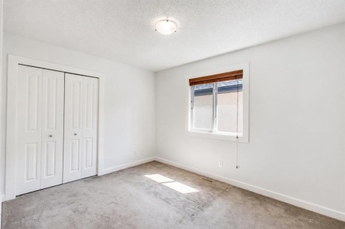 108 Tuscany Estates Close Nw, Calgary, AB - Indoor Photo Showing Other Room