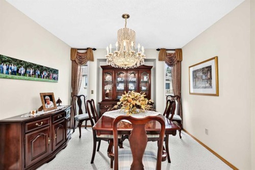 36 Sunset Way, Priddis Greens, AB - Indoor Photo Showing Dining Room