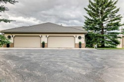 36 Sunset Way Priddis Greens, AB T0L 1W0