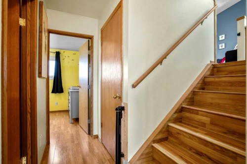 115 5 St, Dalroy, AB - Indoor Photo Showing Other Room