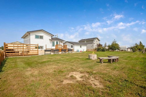 115 5 St, Dalroy, AB - Outdoor With Deck Patio Veranda With Exterior