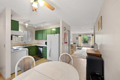 224 Berwick Way Nw, Calgary, AB - Indoor