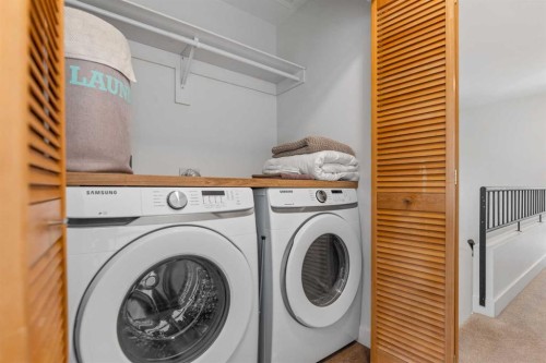 2801 7 Avenue Nw, Calgary, AB - Indoor Photo Showing Laundry Room