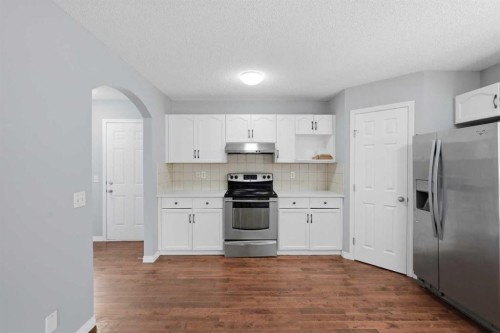 289 Taralake Terrace Ne, Calgary, AB - Indoor Photo Showing Kitchen