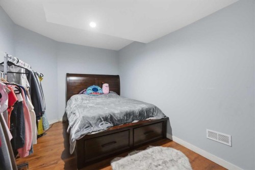 289 Taralake Terrace Ne, Calgary, AB - Indoor Photo Showing Bedroom