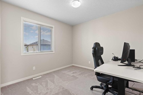 39 Brightoncrest Point Se, Calgary, AB - Indoor Photo Showing Office