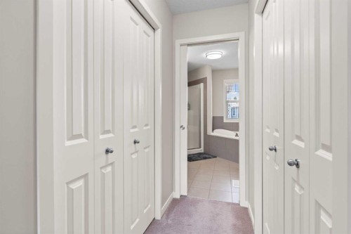 39 Brightoncrest Point Se, Calgary, AB - Indoor Photo Showing Other Room